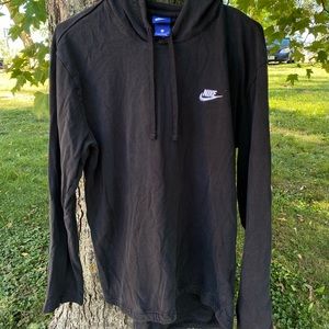 Nike pull over hoodie